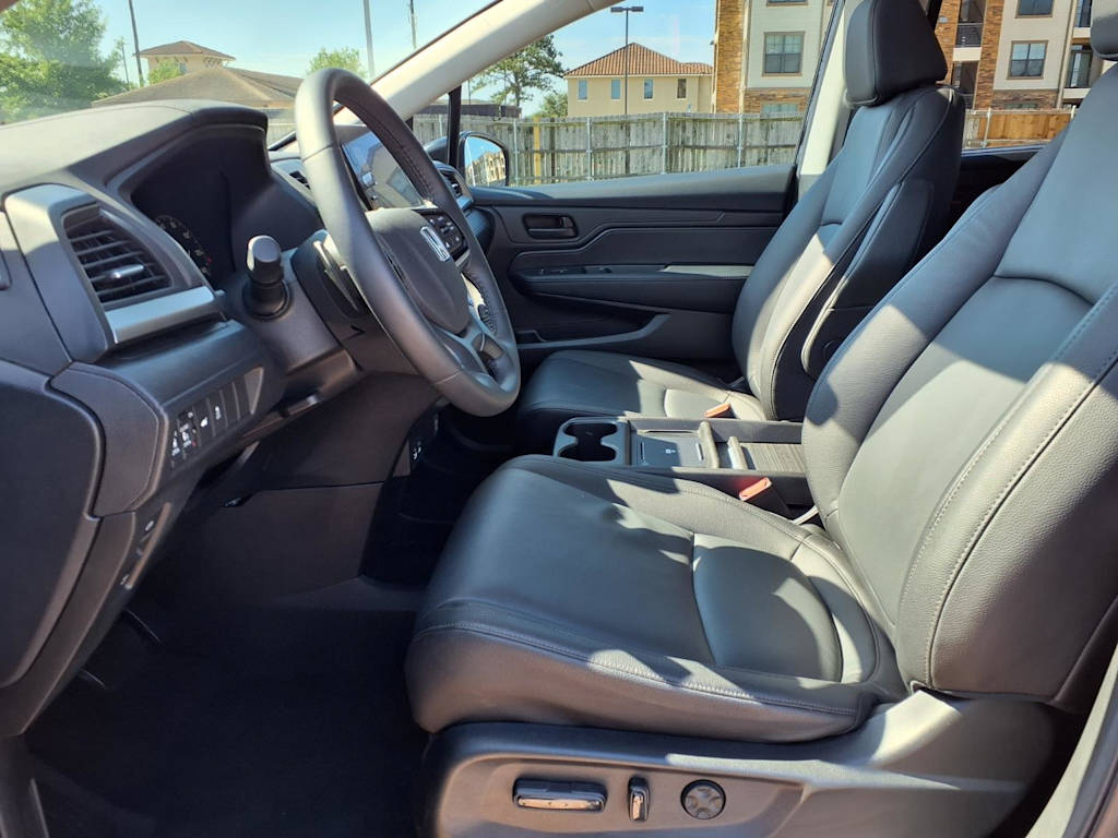Thumbnail: 2026 Honda Odyssey - 10