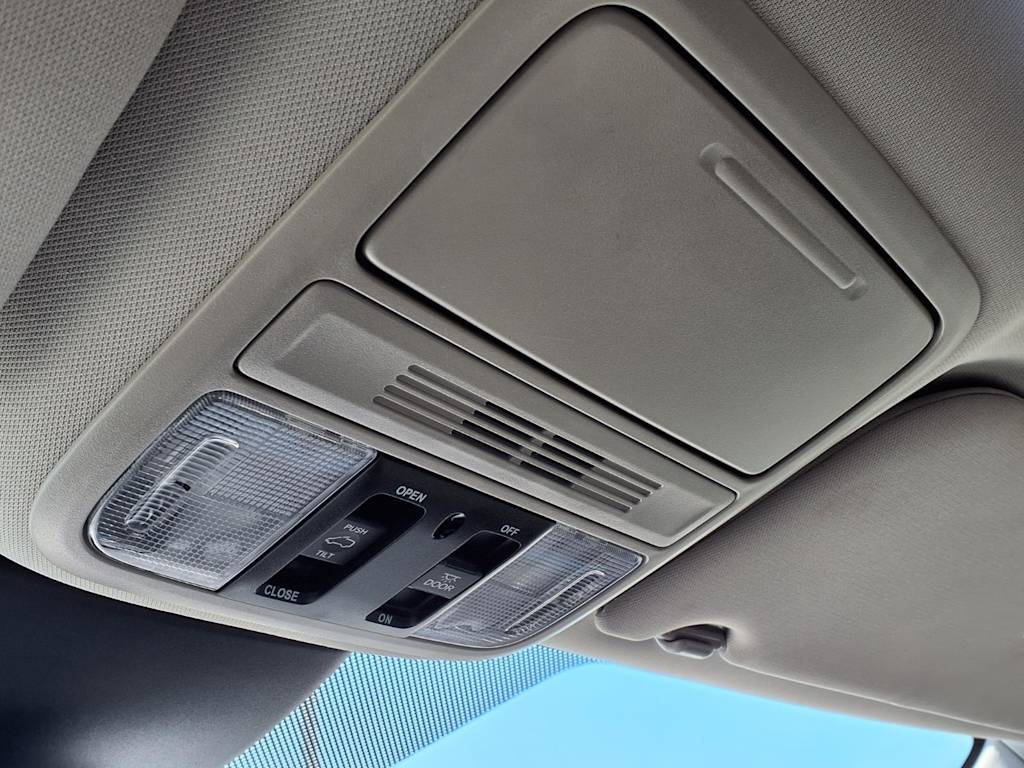 Thumbnail: 2026 Honda Odyssey - 25
