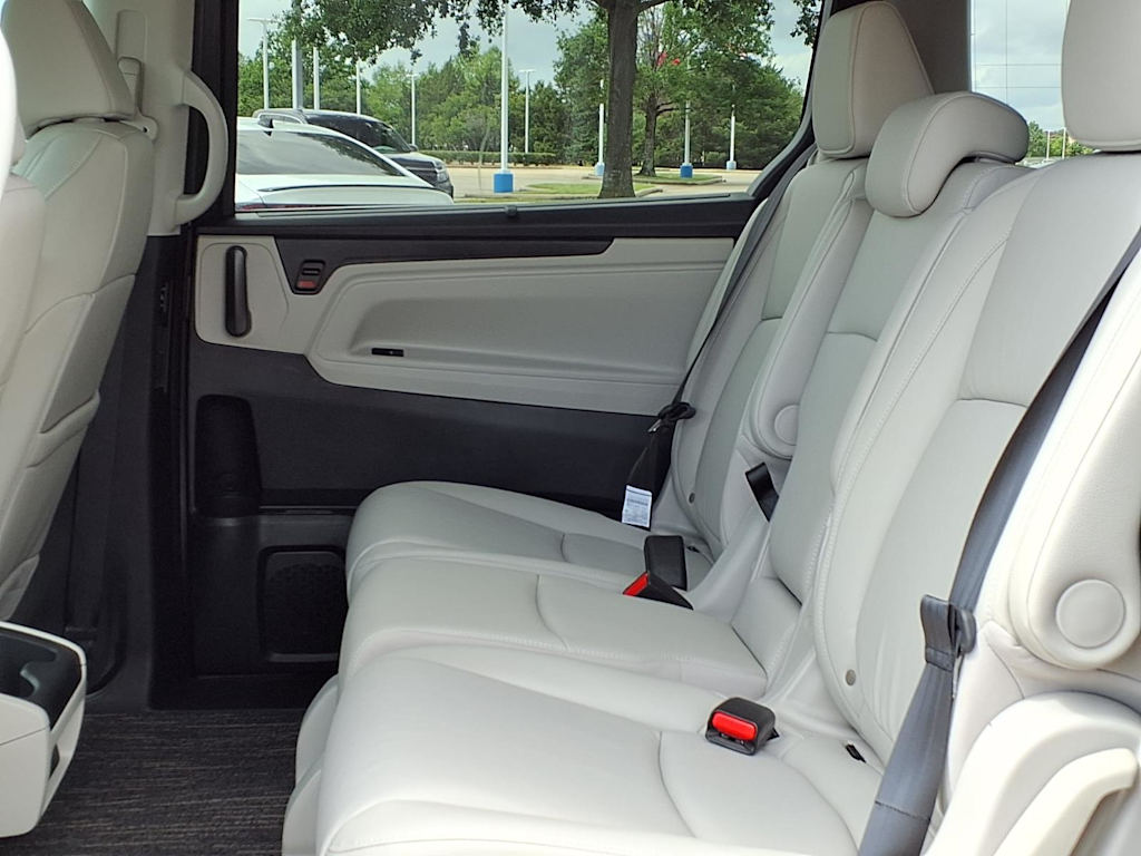 Thumbnail: 2026 Honda Odyssey - 19
