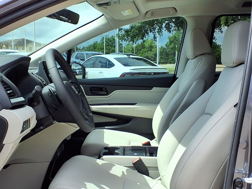 Thumbnail: 2026 Honda Odyssey - 11