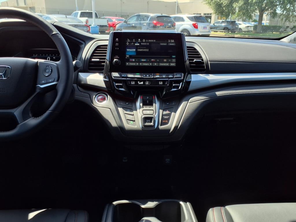 2024 Honda Odyssey Sport 15