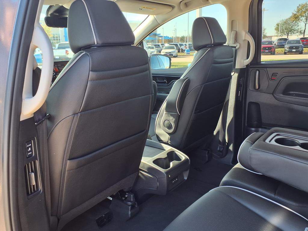 Thumbnail: 2026 Honda Odyssey - 13