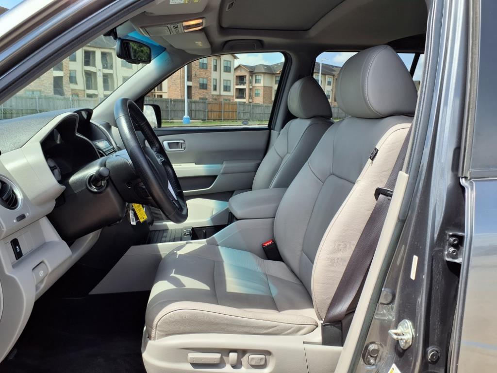 Thumbnail: 2012 Honda Pilot - 11