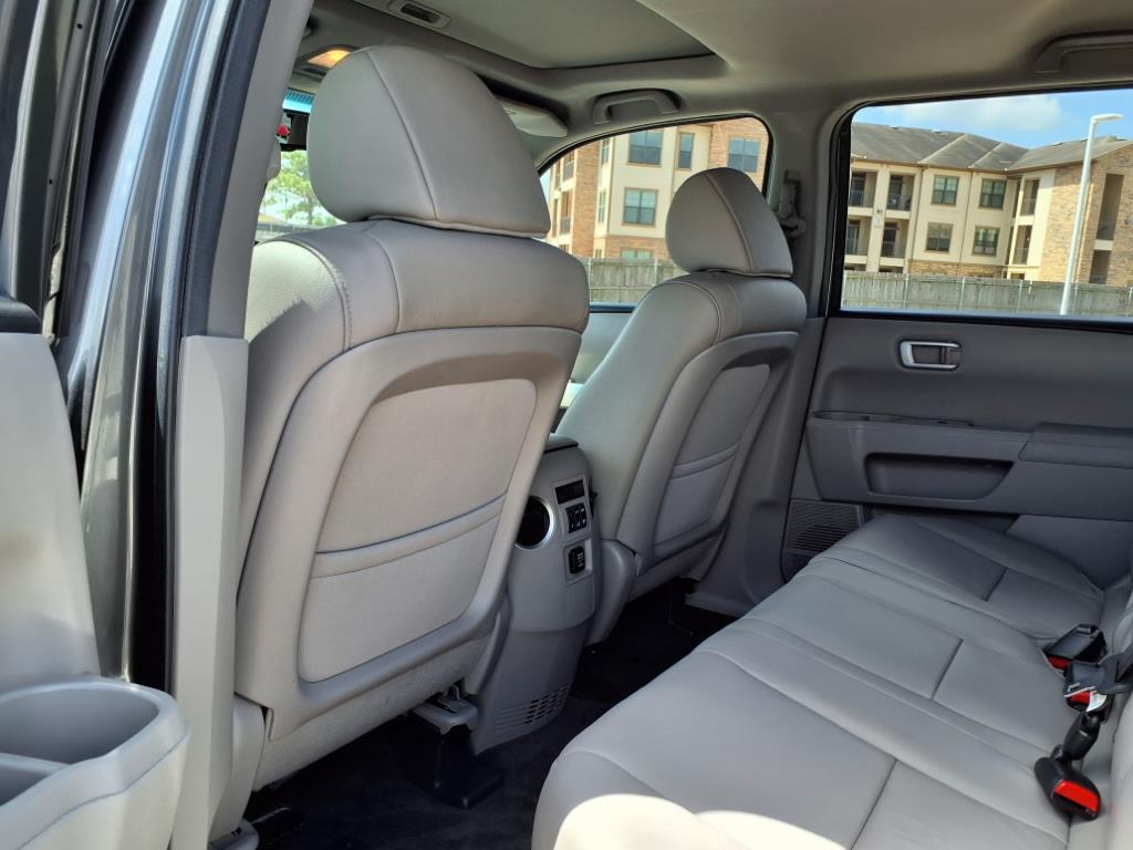 Thumbnail: 2012 Honda Pilot - 13