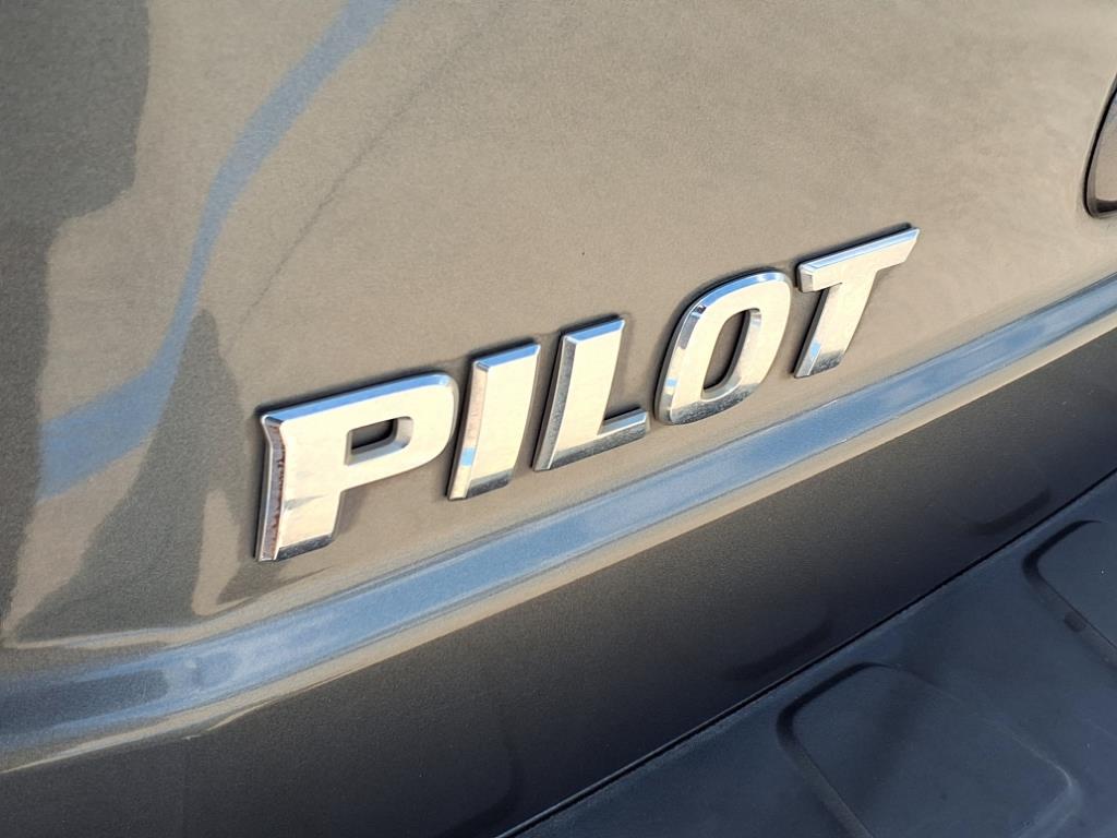 Thumbnail: 2012 Honda Pilot - 7