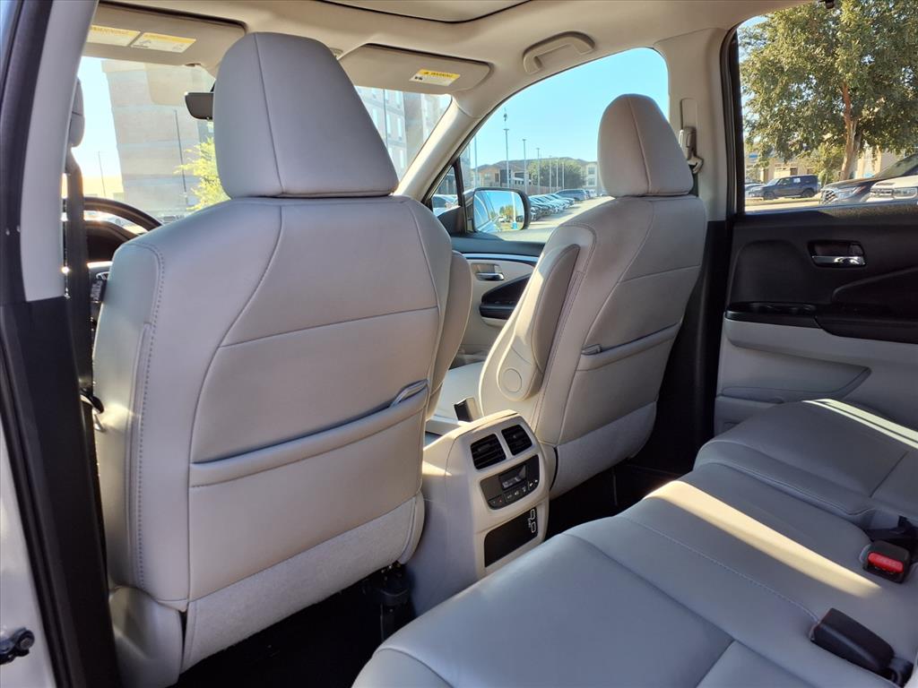 Thumbnail: 2022 Honda Pilot - 12