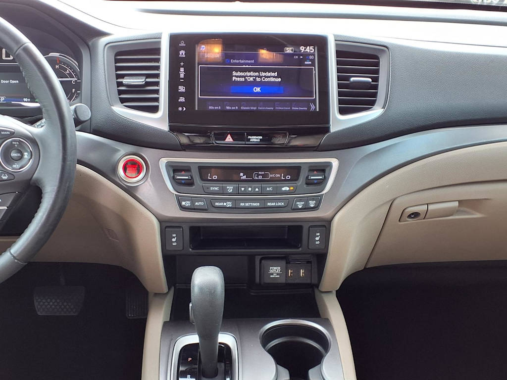 Thumbnail: 2018 Honda Pilot - 14