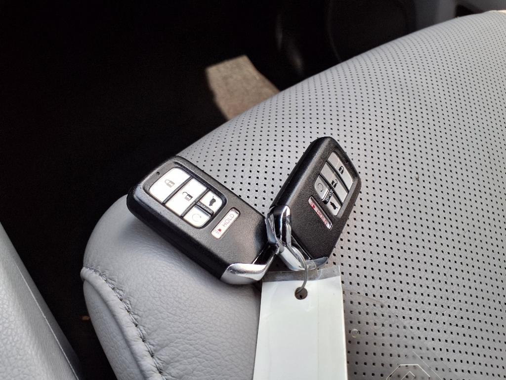 2017 Honda Pilot Elite 20