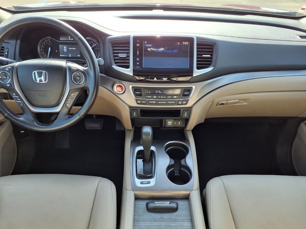 Thumbnail: 2016 Honda Pilot - 9