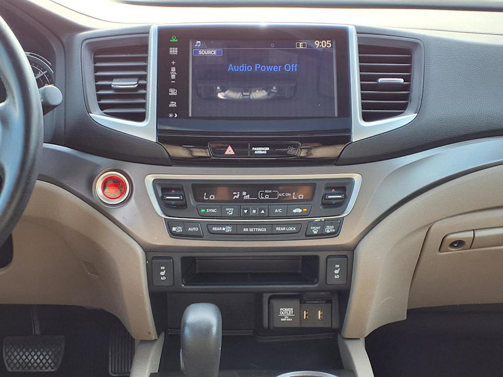 Thumbnail: 2016 Honda Pilot - 14