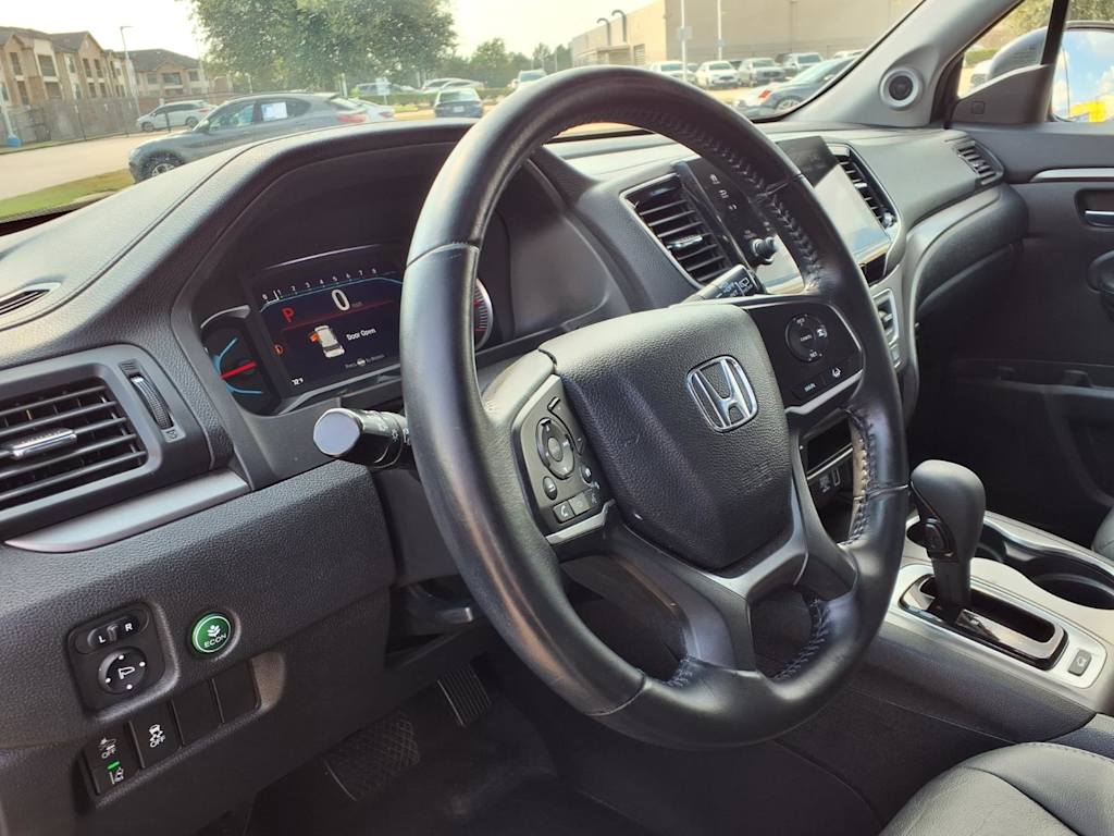 Thumbnail: 2019 Honda Pilot - 2