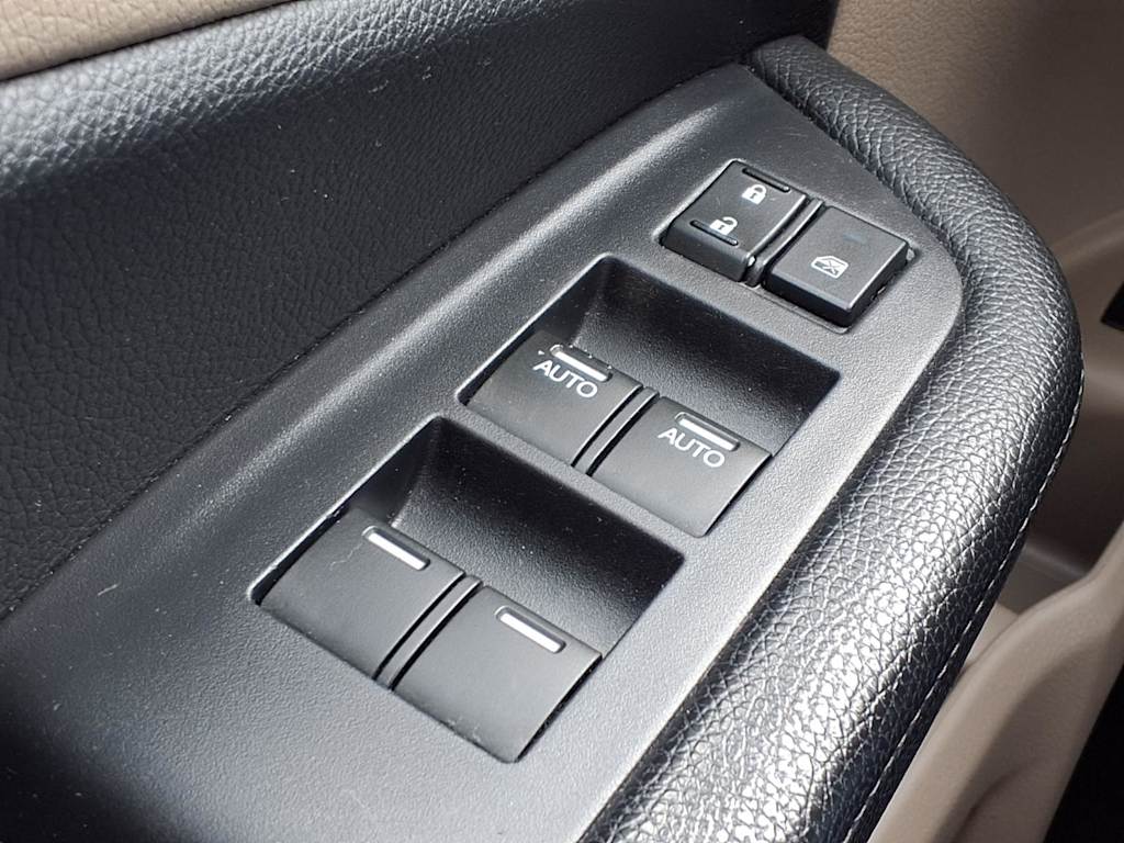 Thumbnail: 2019 Honda Pilot - 24
