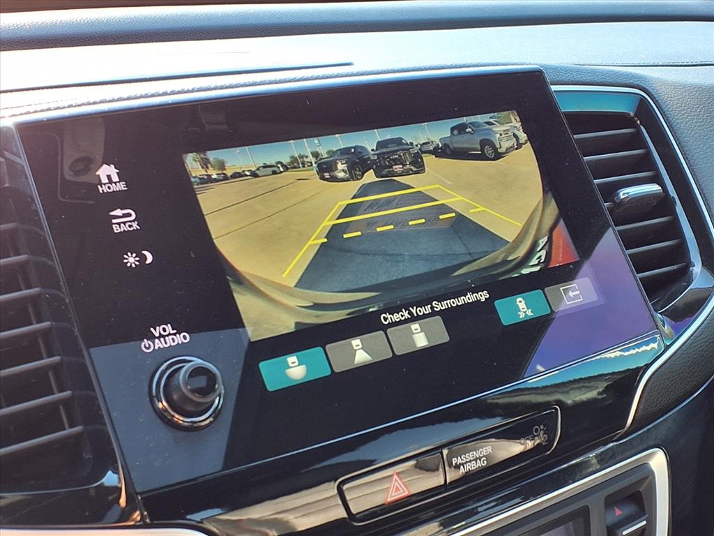 Thumbnail: 2021 Honda Pilot - 22