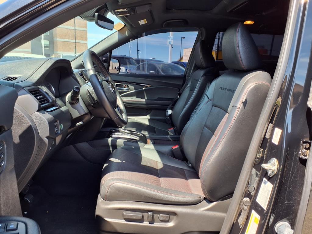 2021 Honda Pilot Black Edition 11