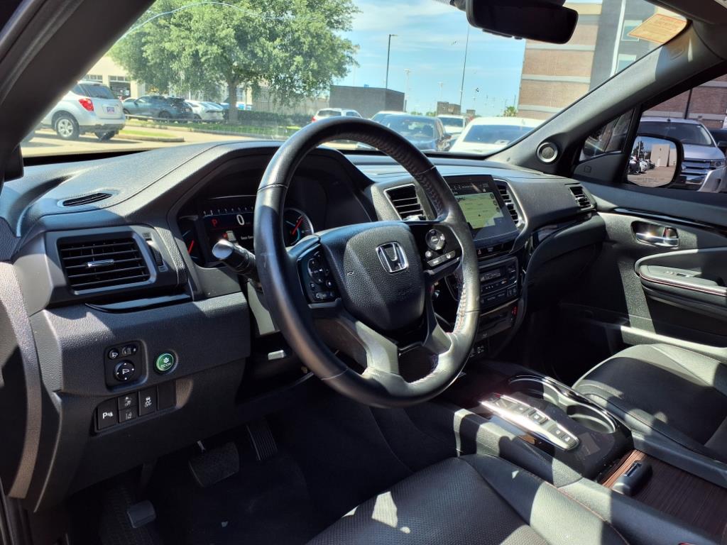 2021 Honda Pilot Black Edition 2
