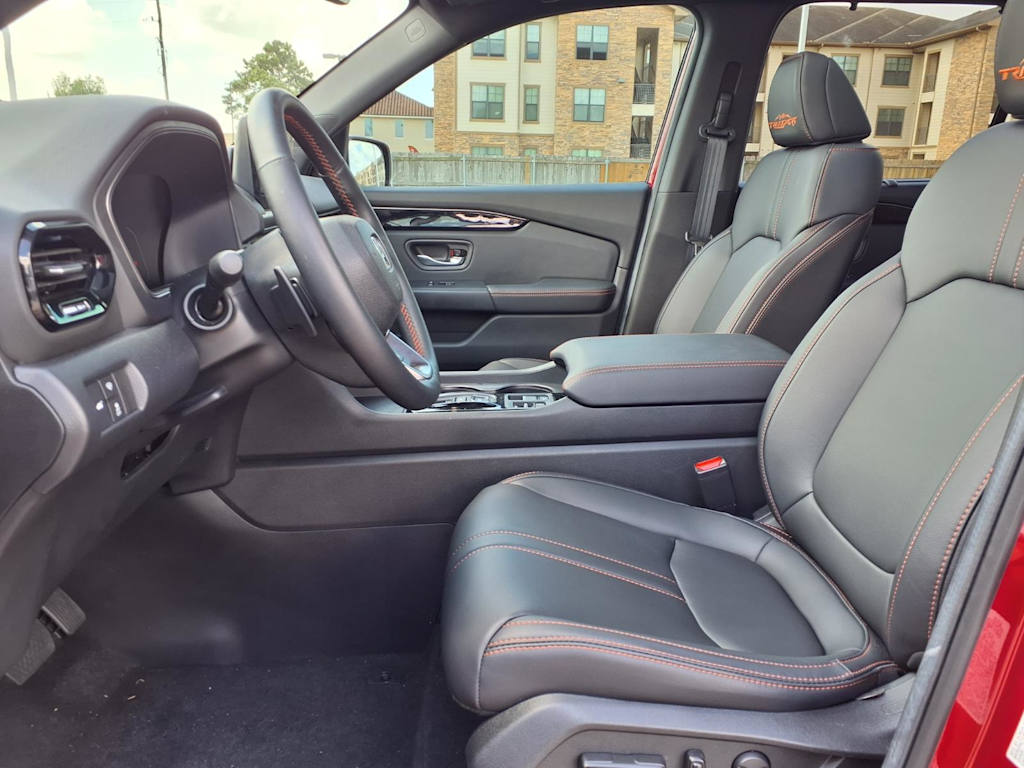 Thumbnail: 2025 Honda Pilot - 10