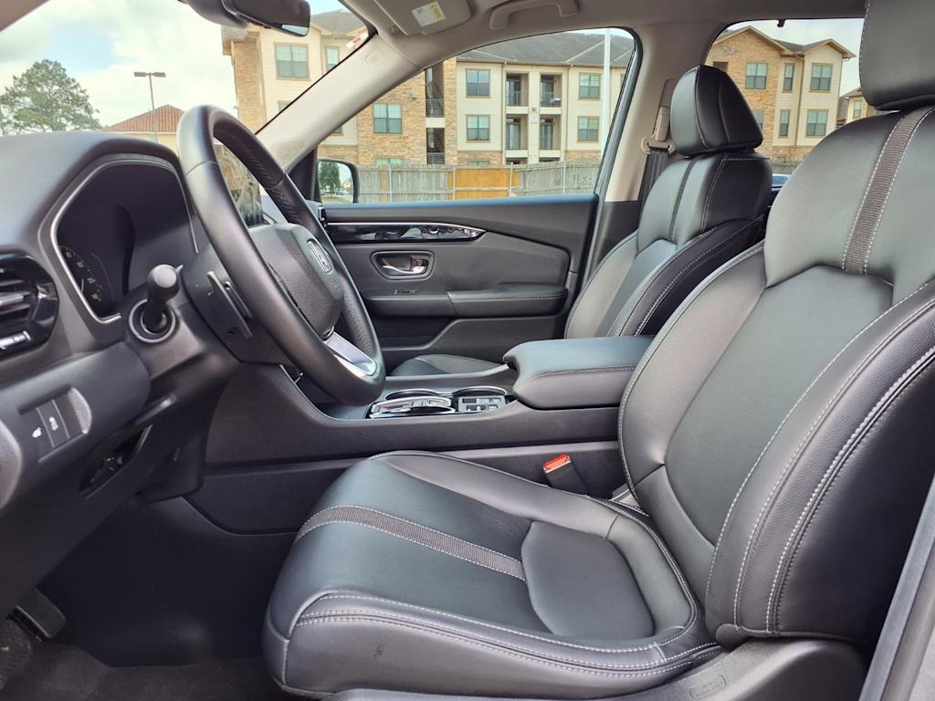 Thumbnail: 2025 Honda Pilot - 9