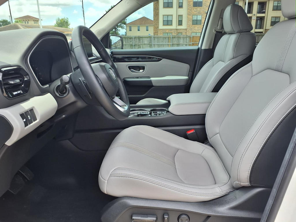 Thumbnail: 2025 Honda Pilot - 10