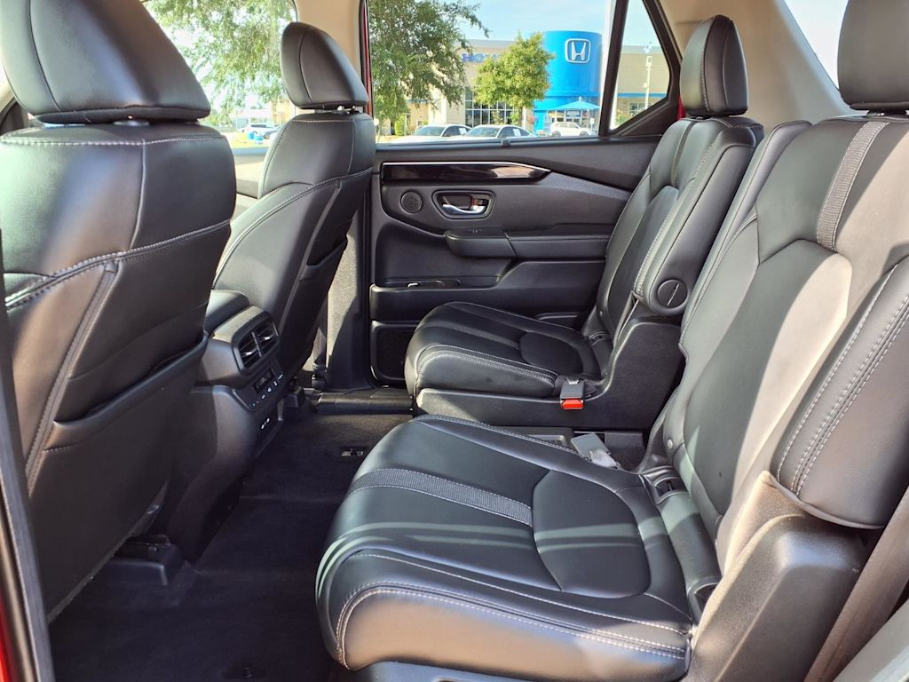 Thumbnail: 2024 Honda Pilot - 11