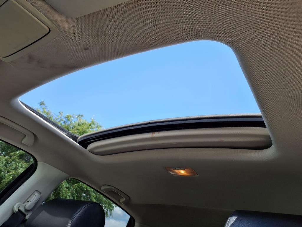 2012 Honda CR-V EX-L 23