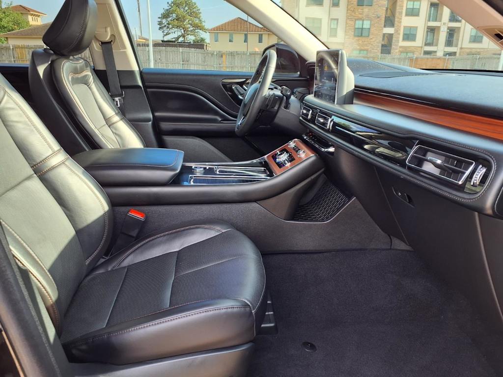 Thumbnail: 2024 Lincoln Aviator - 10
