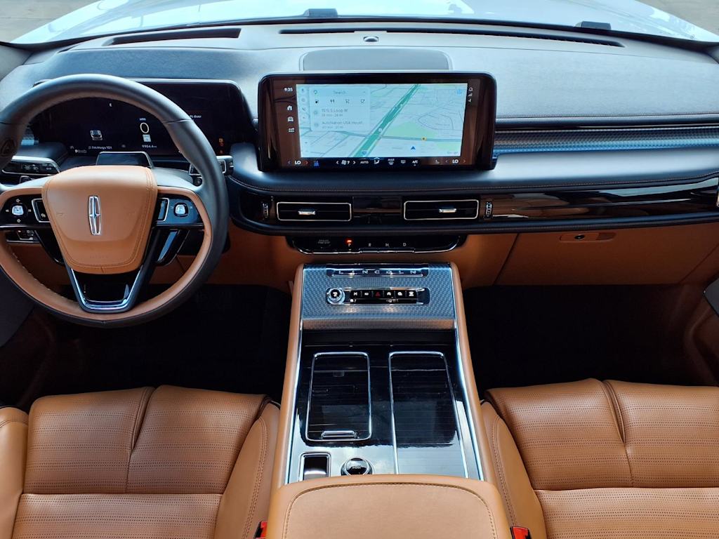 Thumbnail: 2025 Lincoln Aviator - 9