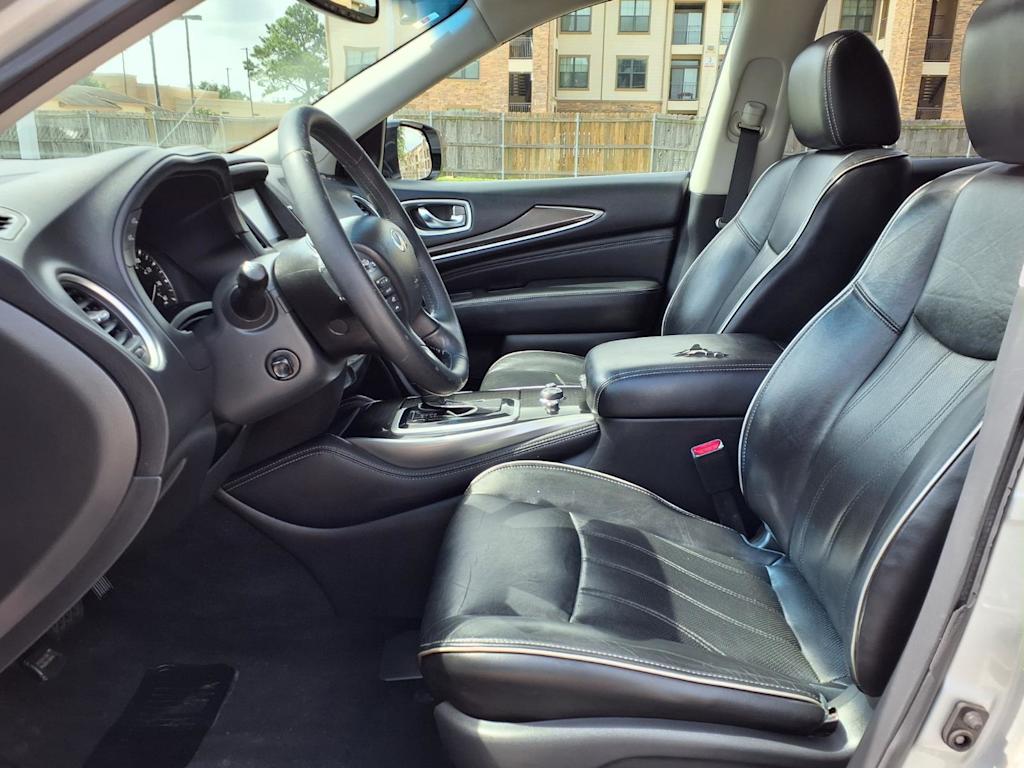 Thumbnail: 2016 INFINITI QX60 - 10