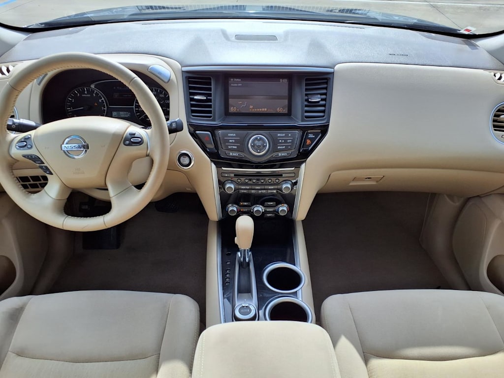 Thumbnail: 2014 Nissan Pathfinder - 9