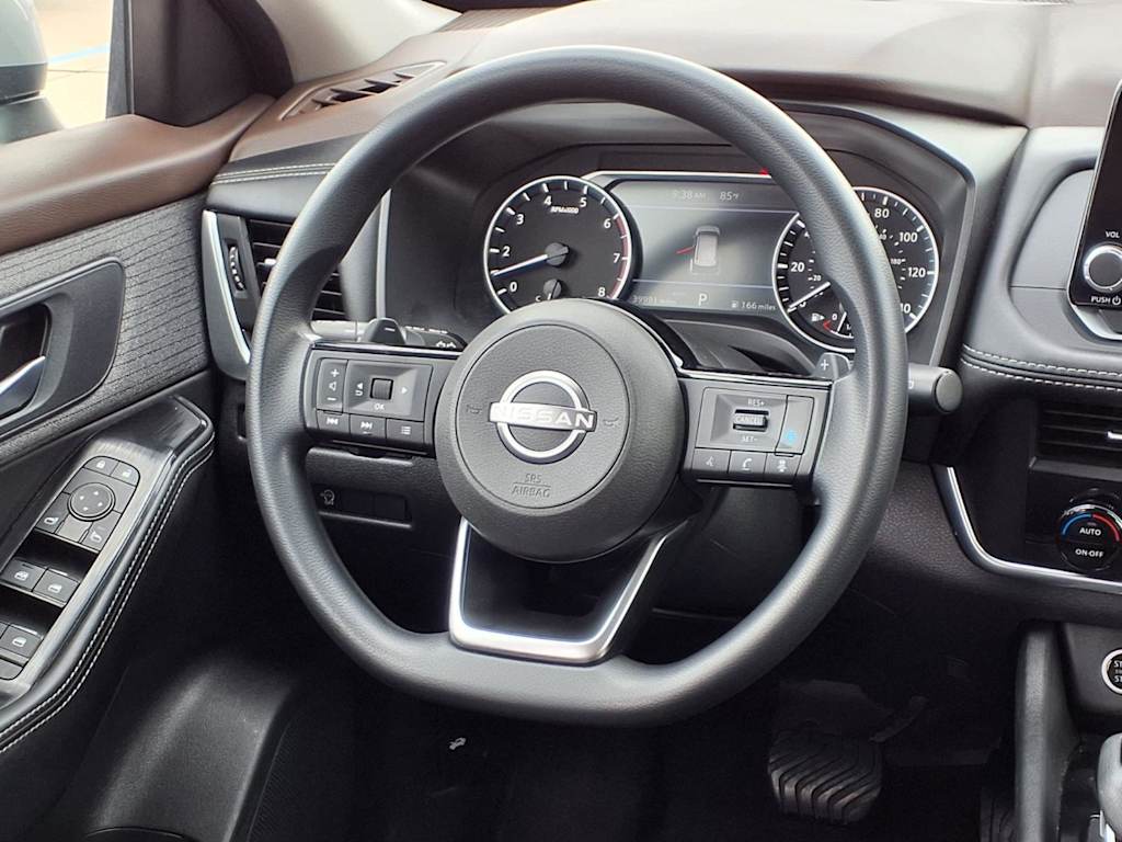 Thumbnail: 2023 Nissan Rogue - 14