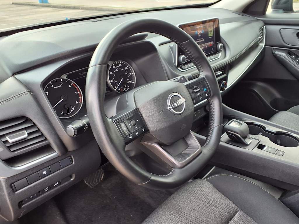 Thumbnail: 2025 Nissan Rogue - 2
