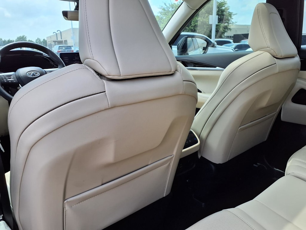 Thumbnail: 2024 INFINITI QX60 - 11