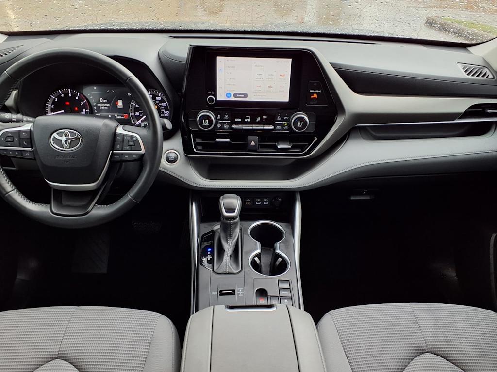 Thumbnail: 2024 Toyota Highlander - 8