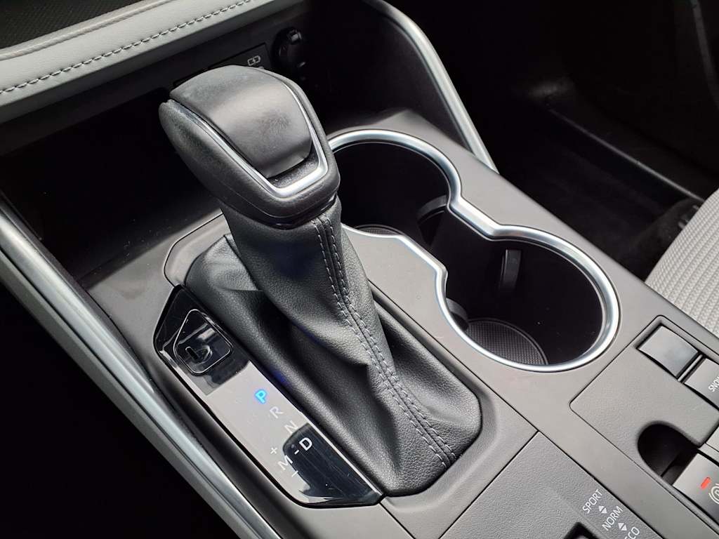 Thumbnail: 2024 Toyota Highlander - 24