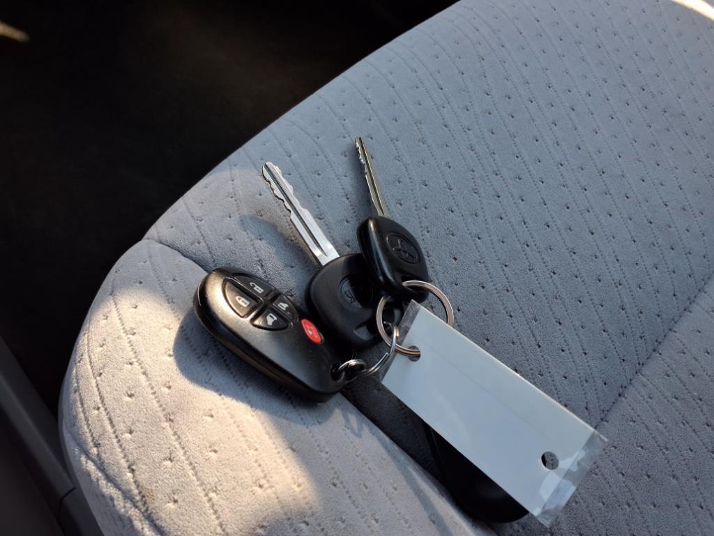 2015 Toyota Sienna LE 19