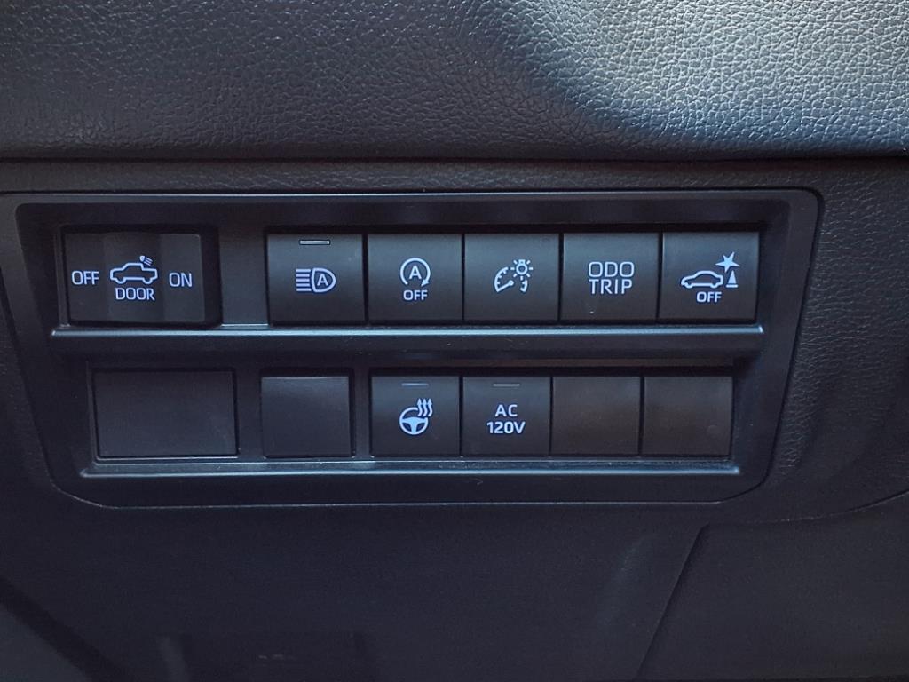 2023 Toyota Tundra Limited 24