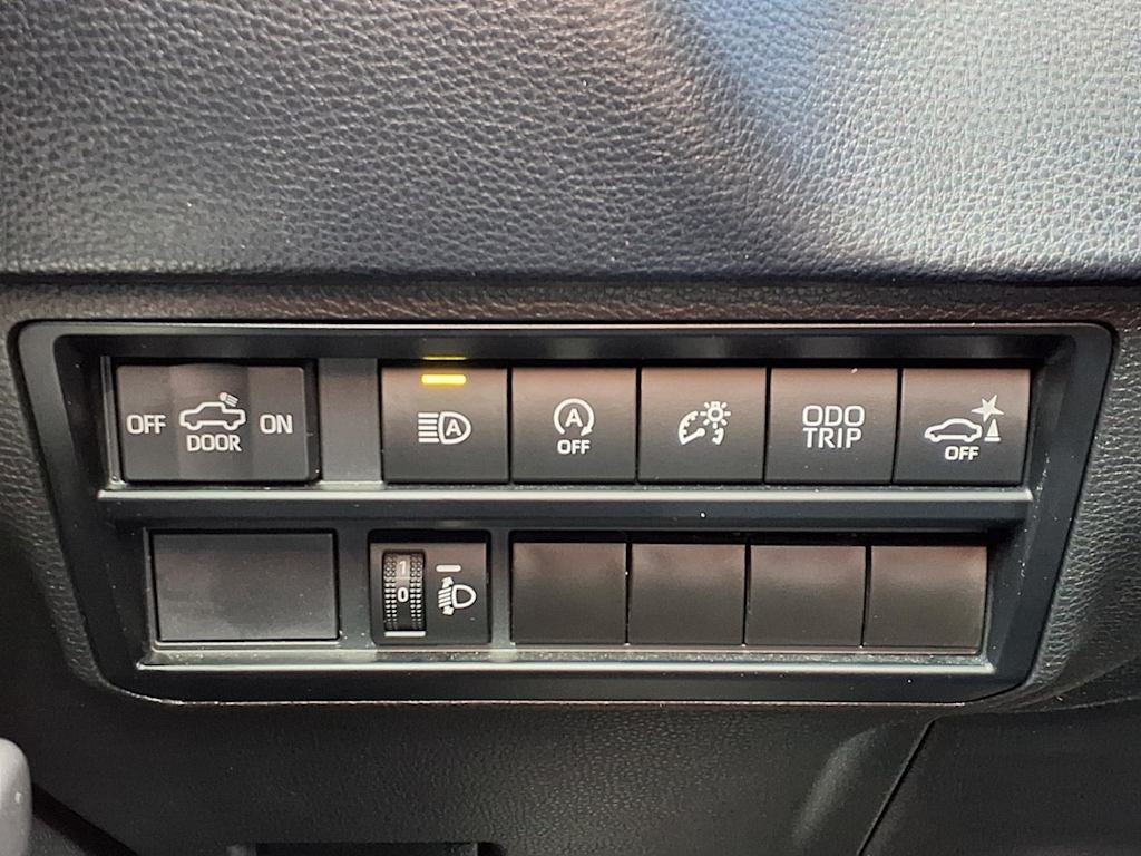 Thumbnail: 2023 Toyota Tundra - 23