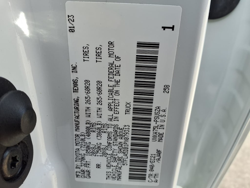 Thumbnail: 2023 Toyota Tundra - 20