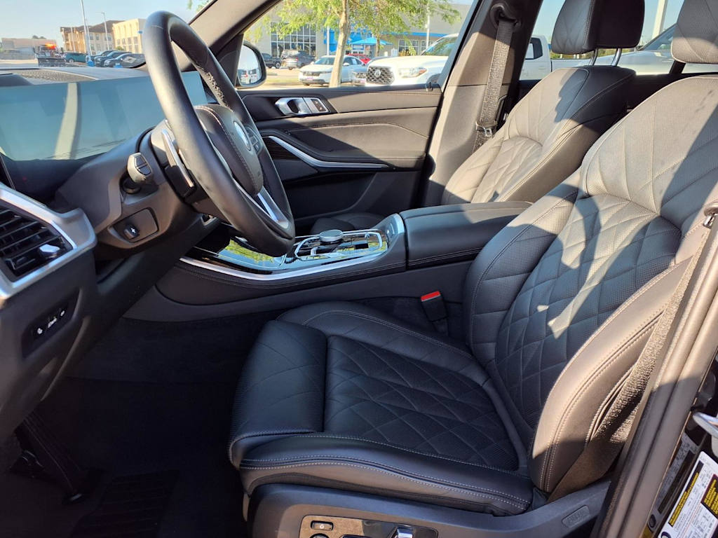 Thumbnail: 2024 BMW X5 - 10
