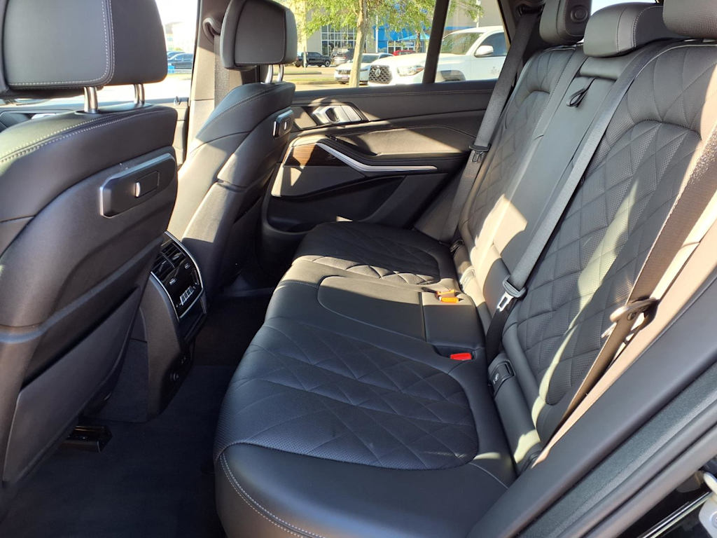 Thumbnail: 2024 BMW X5 - 19