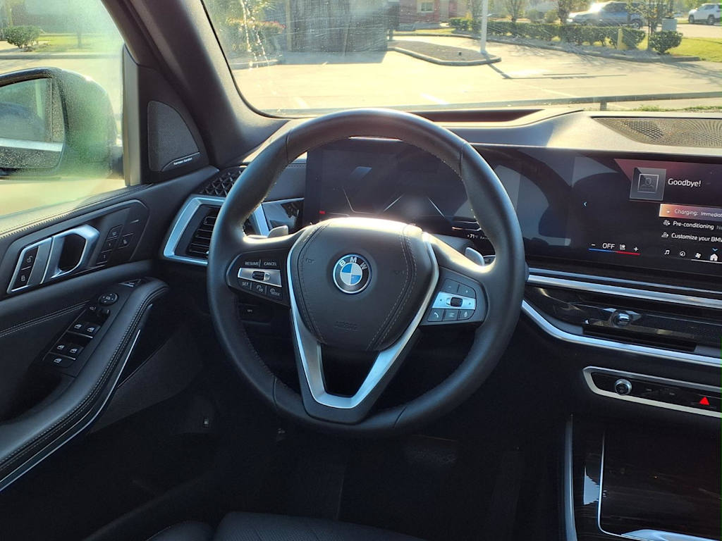 Thumbnail: 2024 BMW X5 - 13
