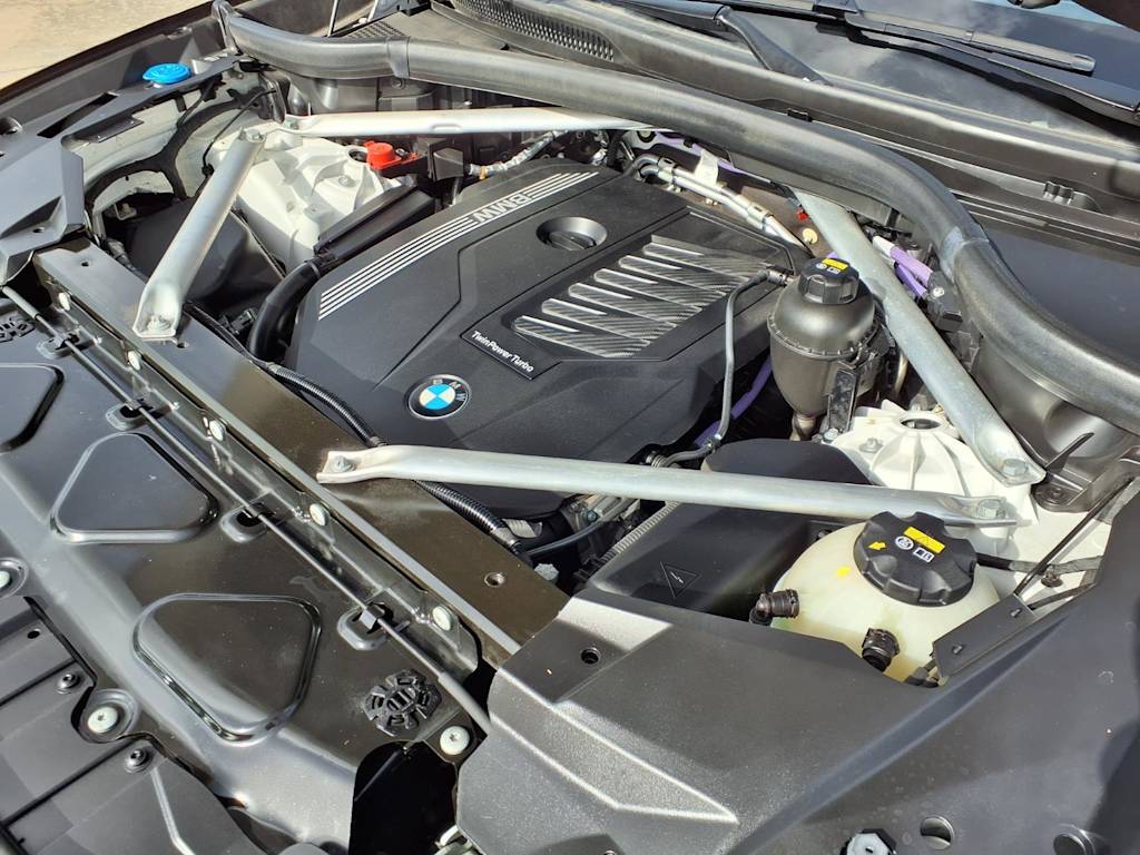 Thumbnail: 2022 BMW X5 - 9