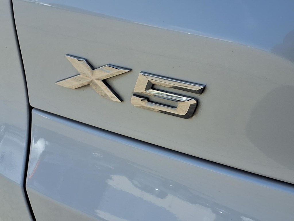 Thumbnail: 2022 BMW X5 - 7