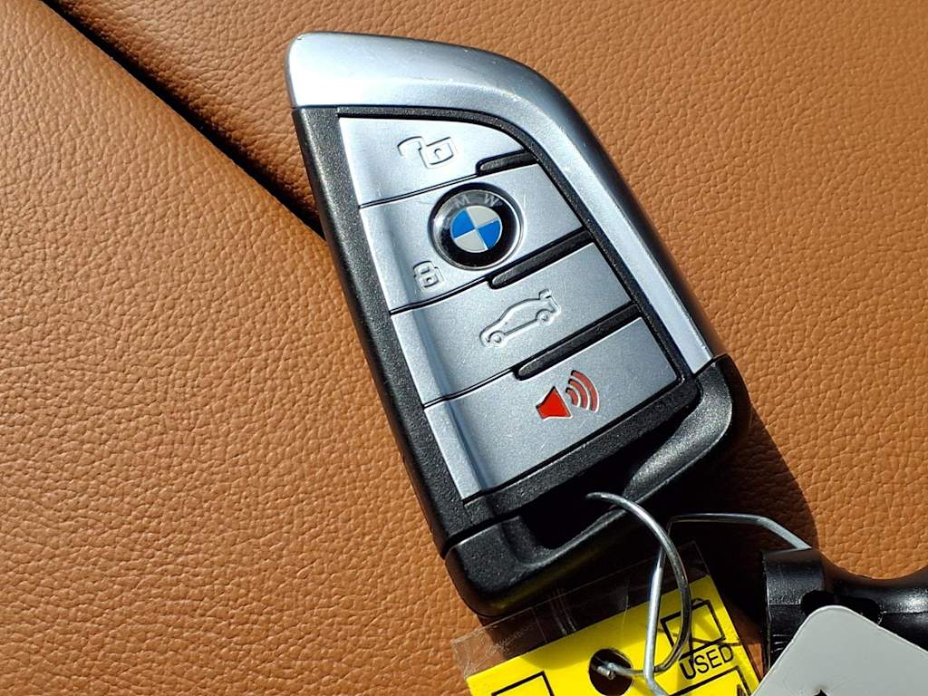 Thumbnail: 2022 BMW X5 - 18