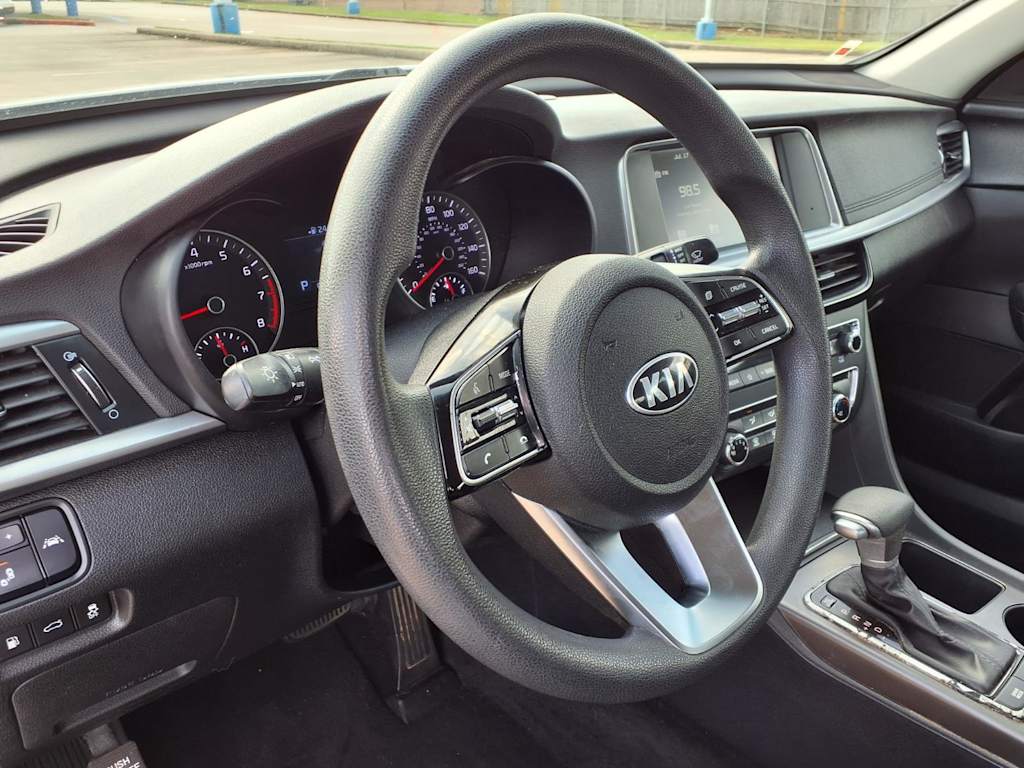 Thumbnail: 2019 Kia Optima - 2