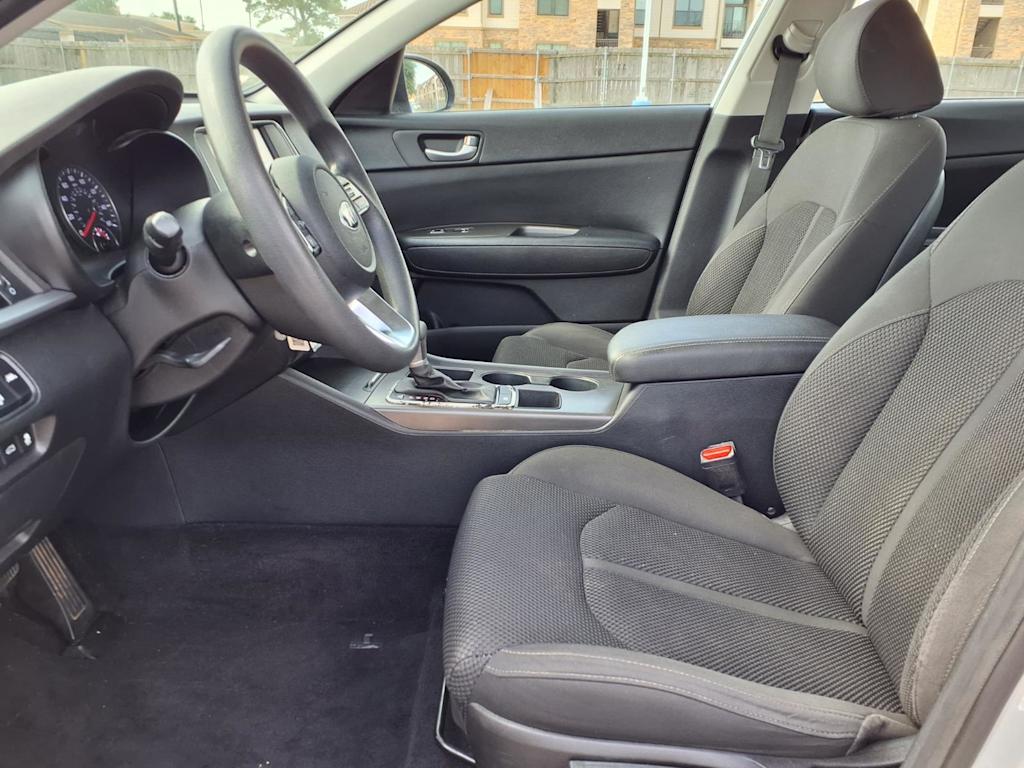 Thumbnail: 2019 Kia Optima - 10