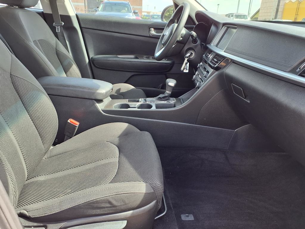 Thumbnail: 2019 Kia Optima - 11