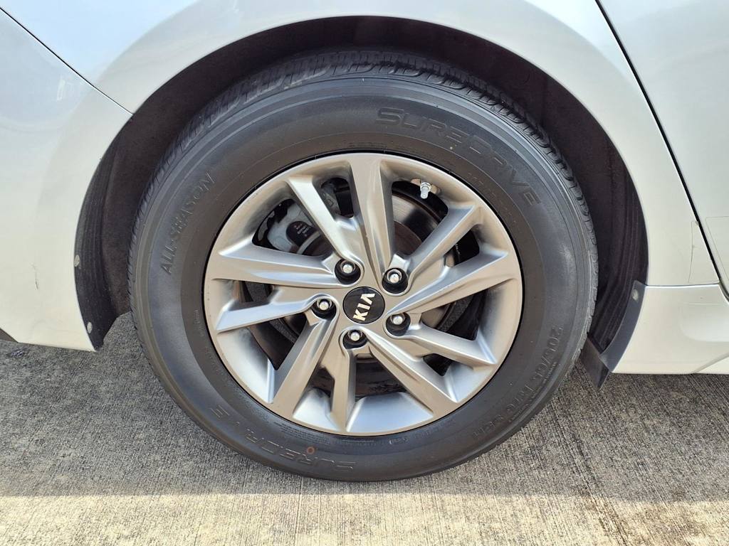 Thumbnail: 2019 Kia Optima - 8