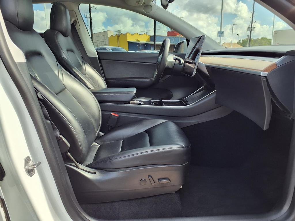 Thumbnail: 2020 Tesla Model Y - 10