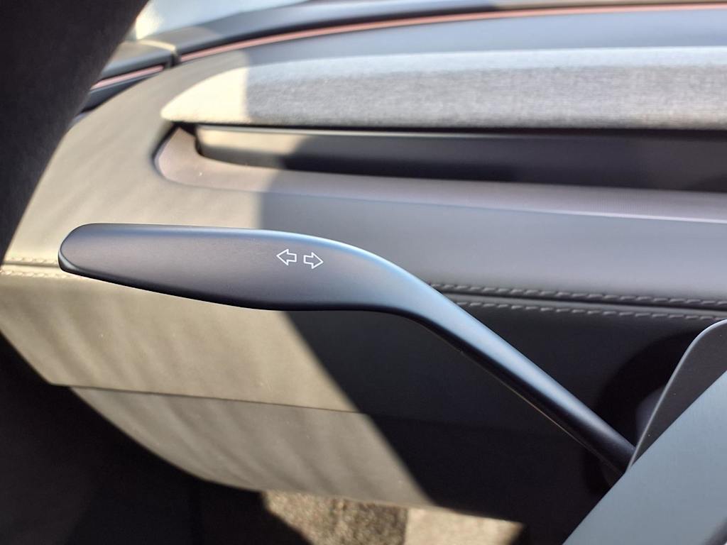 Thumbnail: 2026 Tesla Model Y - 23