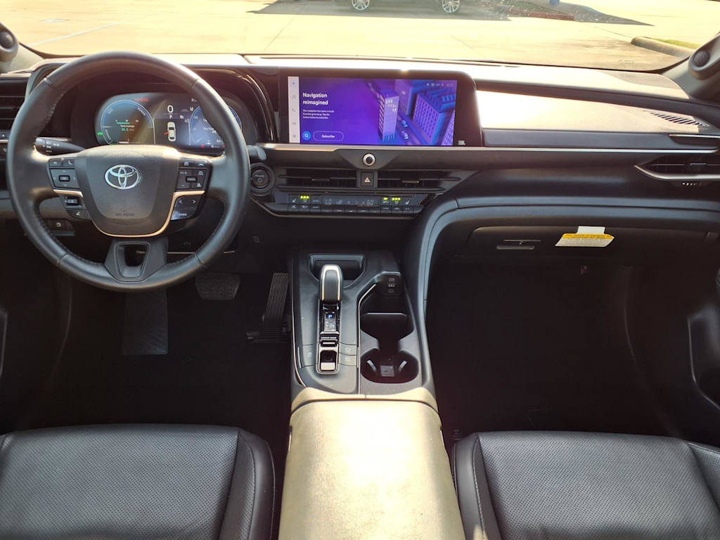 Thumbnail: 2023 Toyota Crown - 8